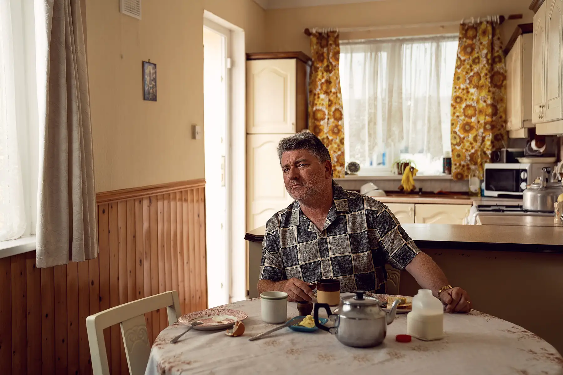 Unit still photograph 0008 with dramatic director cue