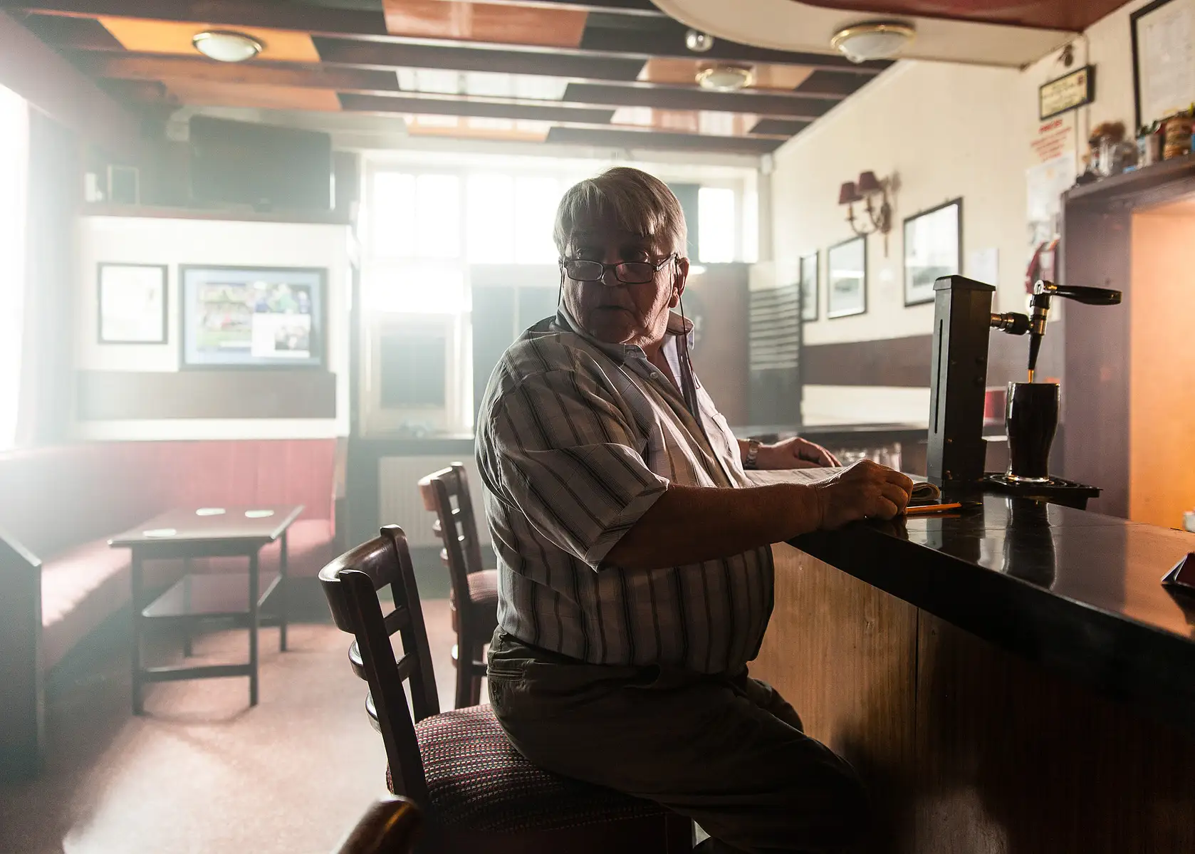 Unit still photograph 0012 with narrative on-location still